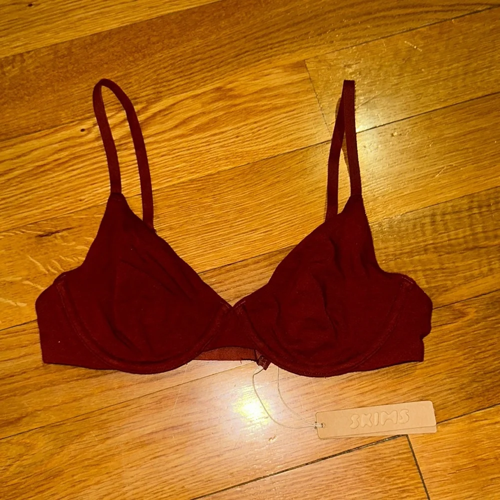 SKIMS Cotton Jersey T Shirt Bra in Sangria NEW - Picture 3 of 9